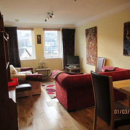 Pamela'S Apartment Edinburgh Eksteriør billede